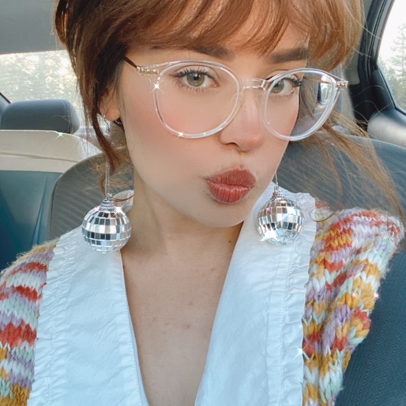 Meet the Seller 🤎 - Picture 2 of 10